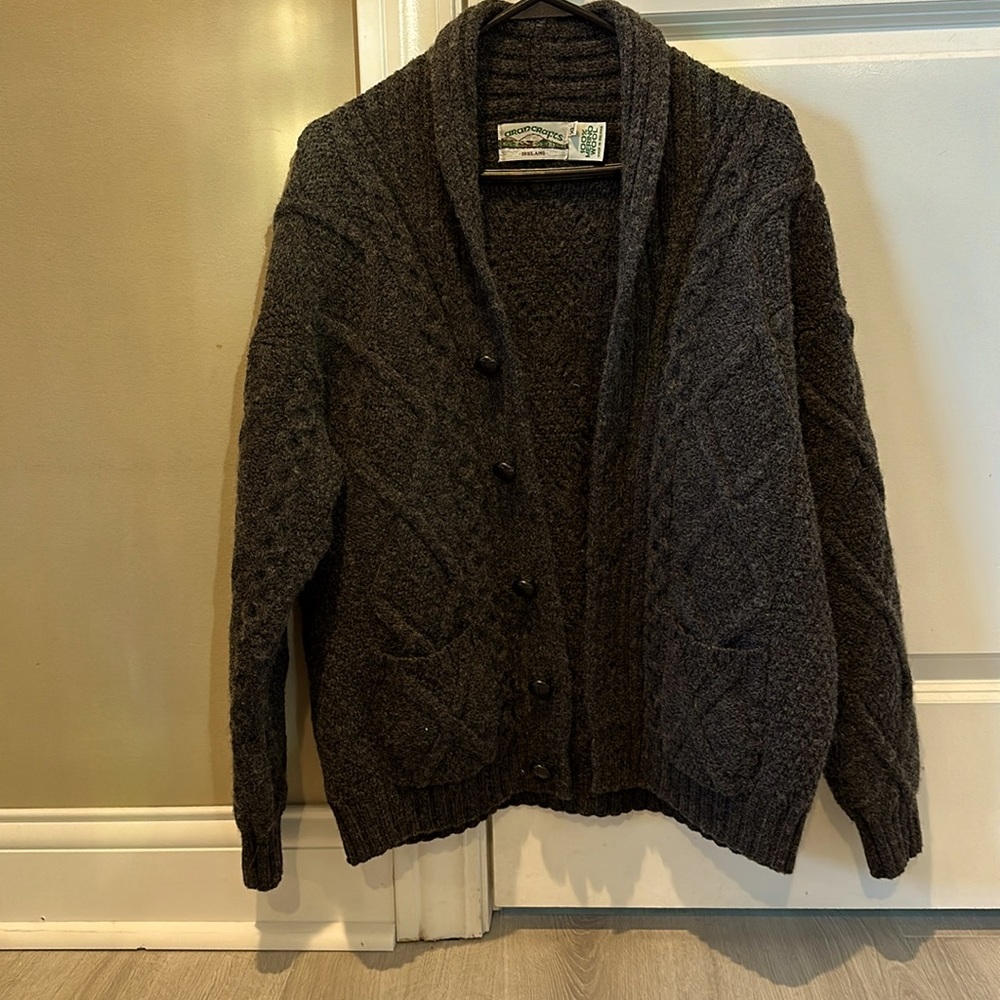 Aran Crafts 100% Wool Cable Knit Button Up Cardigan Sweater Dark Gray Men’s XL